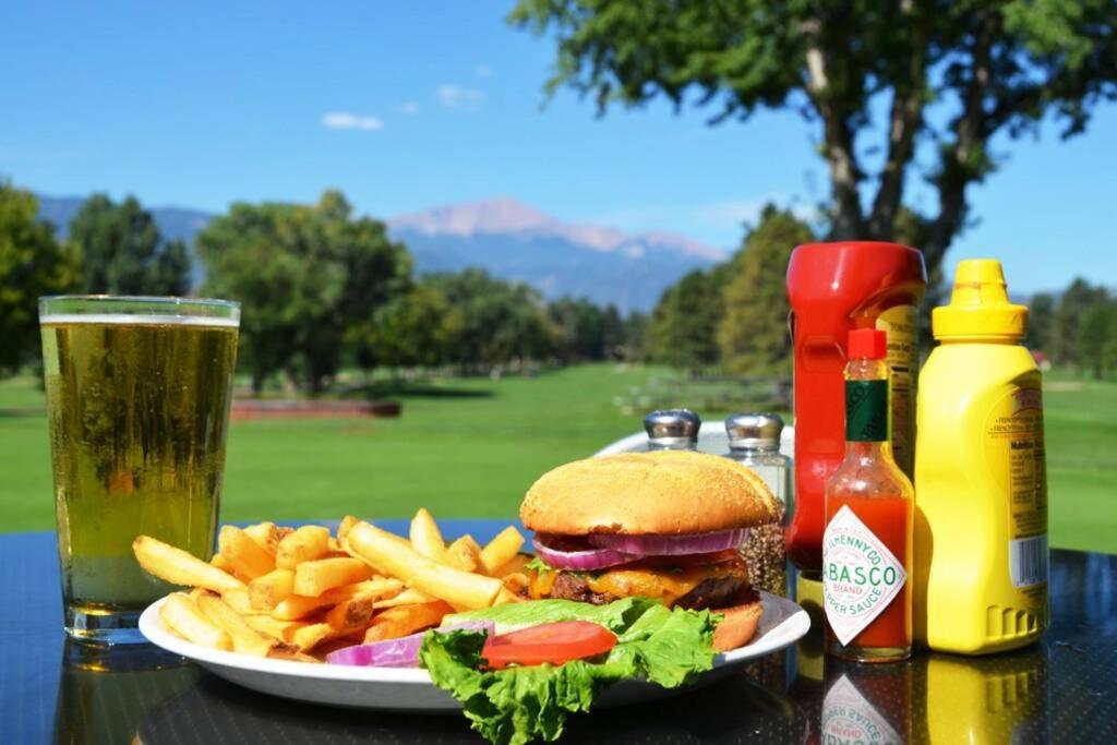 Charming Remodeled Golf Course Area Home Colorado Springs Luaran gambar